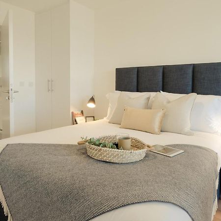 Luxury Apartment Cherrywood Dublin 18 Eksteriør bilde
